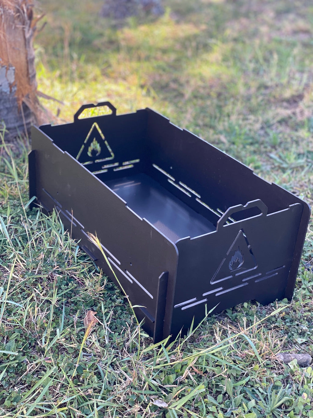 laser cut flat pack fire pit and grill 3mm steel rectangular carry handles full length grate Mackay Australia